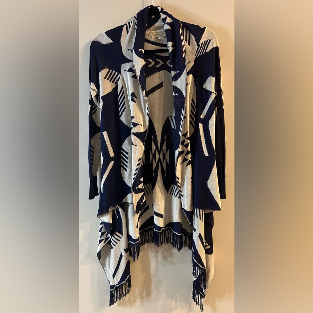🧁YOUNG THREADS NY. VAQUEROS NAVY/BLUE GREY OPEN FRONT SHAWL CARDI FRINGE DETAIL.